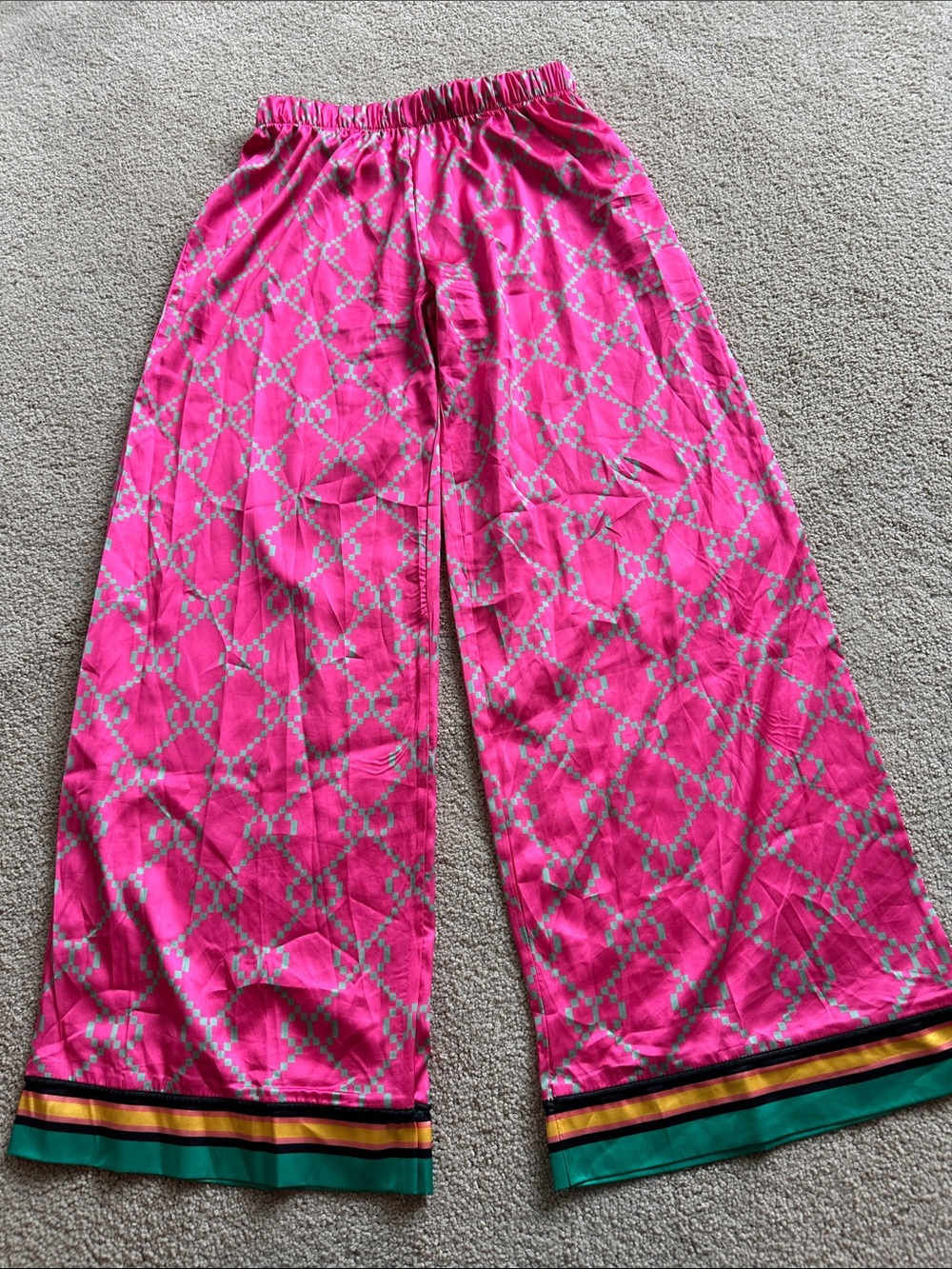 Dalia McPhee pajama set - Picture 5 of 8